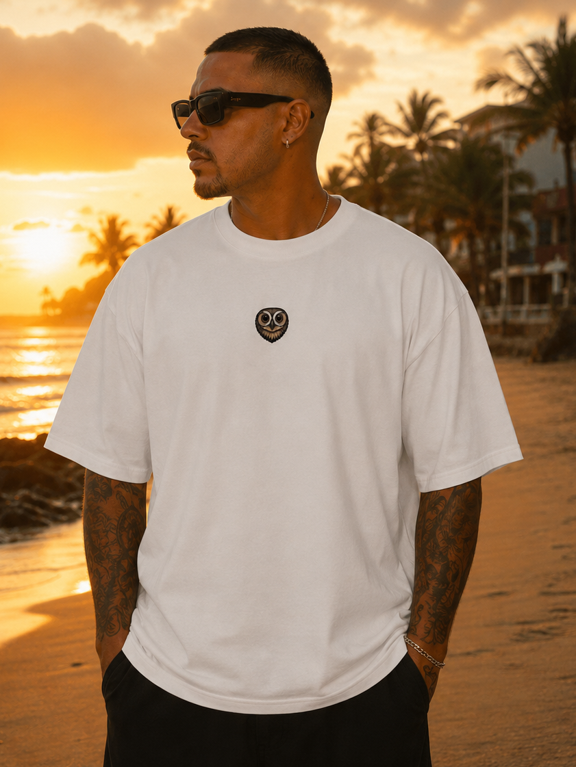 "Demasiado Cool" Unisex Oversize Tee (blanca)